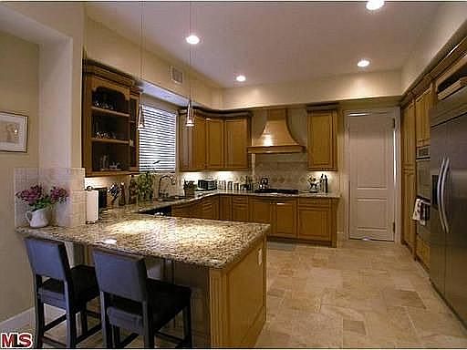 Kitchen w Viking Appliances