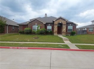 1645 Ambercrest Dr, Lancaster, TX 75146