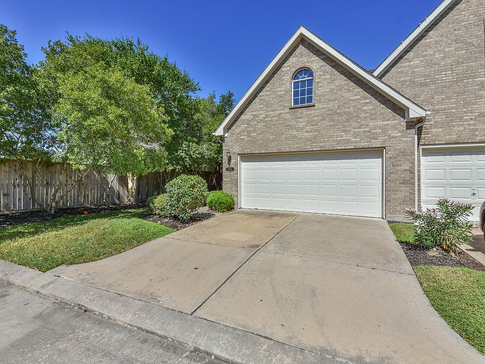 1st image of 14334 Silver Hollow Ln