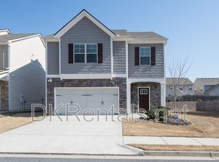 2928 Cottage Ln, College Park, GA 30337