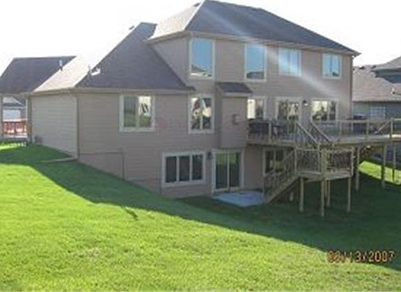 2nd image of 811 N South Ct