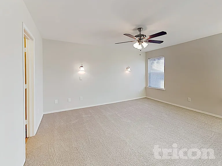 413 Rustic Grove Ln — Photo 8
