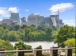 2500 Virginia Ave NW #404, Washington, DC 20037