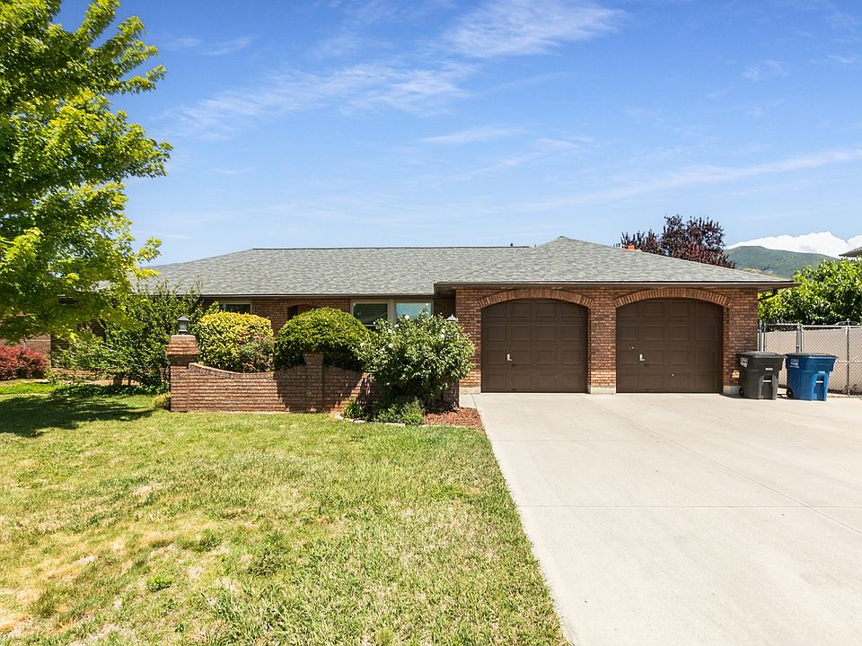 1st image of 541 S Lambert Way E