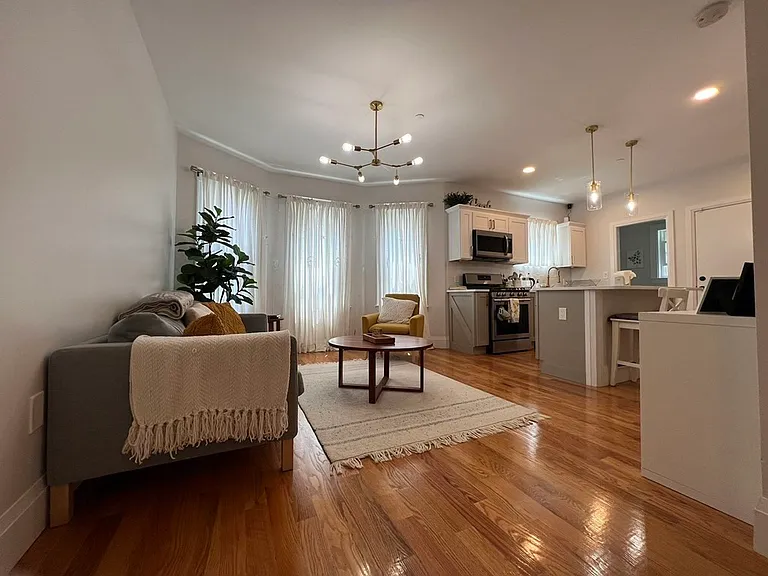 849 Cummins Hwy #1 — Photo 12