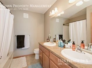 5114 French Dr N #1, Hugo, MN 55038