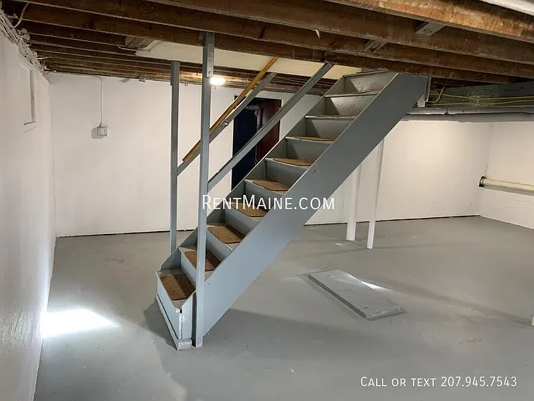 54 Western Ave — Photo 27
