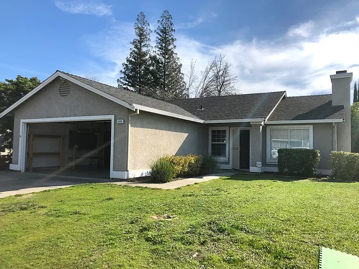3600 Pine Hollow Way photo 1
