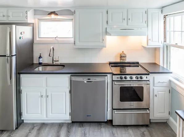7 Fort Sewall Ln Unit C, Marblehead, MA 01945