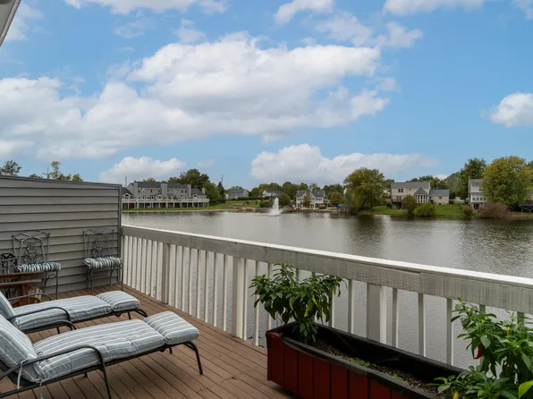 818 Horseshoe Ln, Florence, KY 41042