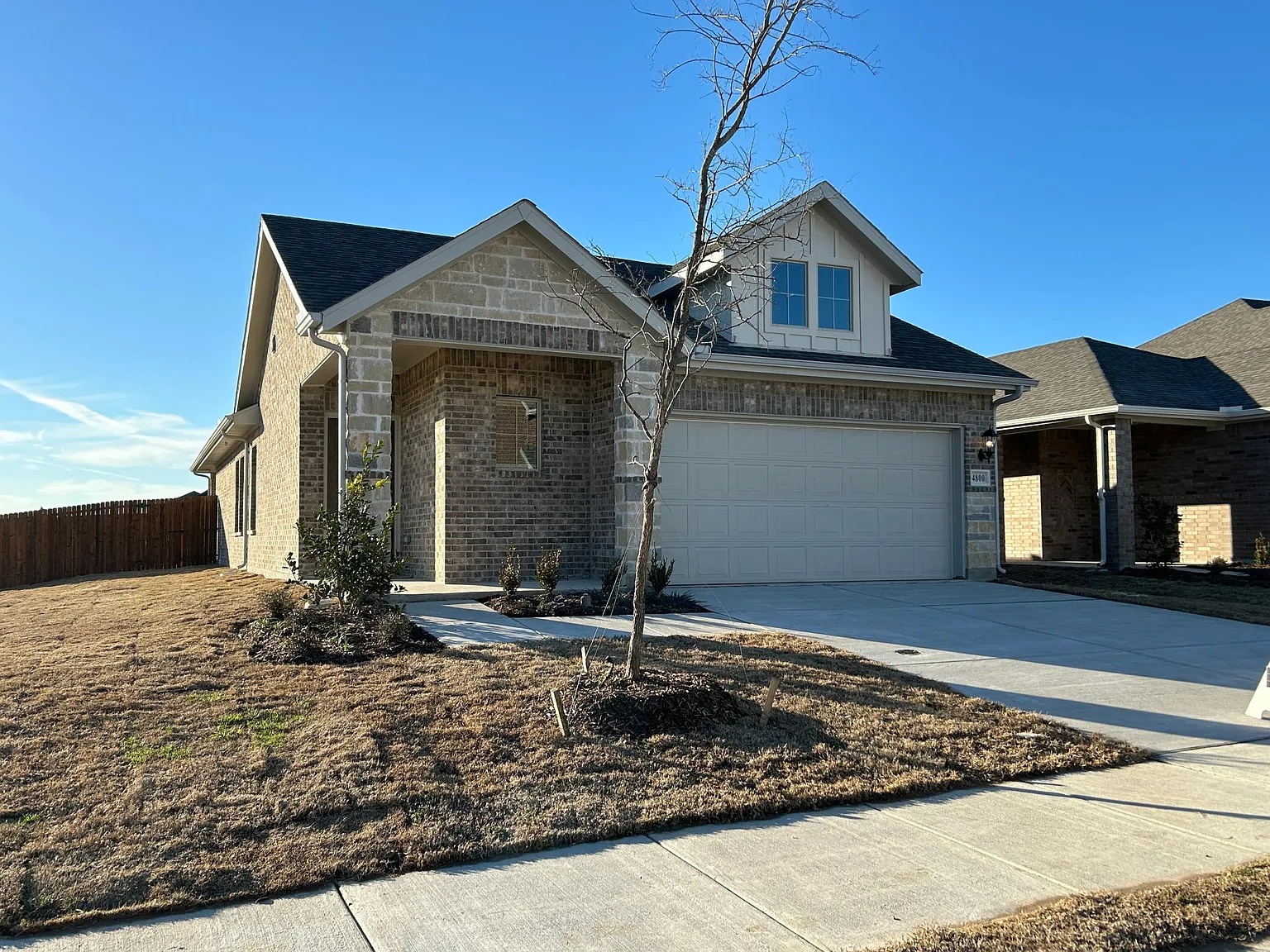 3 bed, 1533 sqft, $2,090 — Photo 2