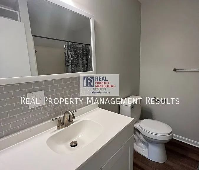 1624 S Red Bank Rd #B — Photo 8