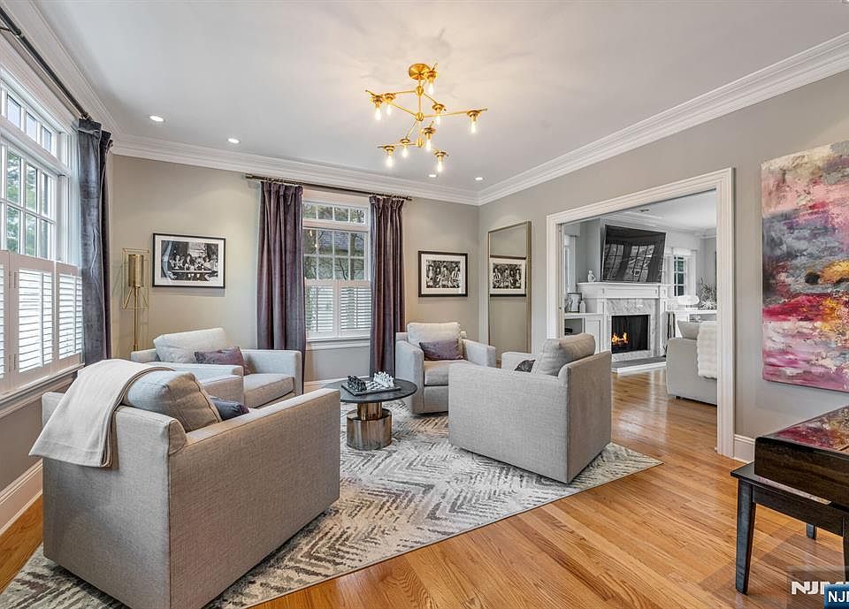 42 Lakewood Ave, Ho Ho Kus, NJ 07423 | Zillow