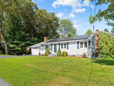 110 Lockwood St, West Warwick, RI, 02893