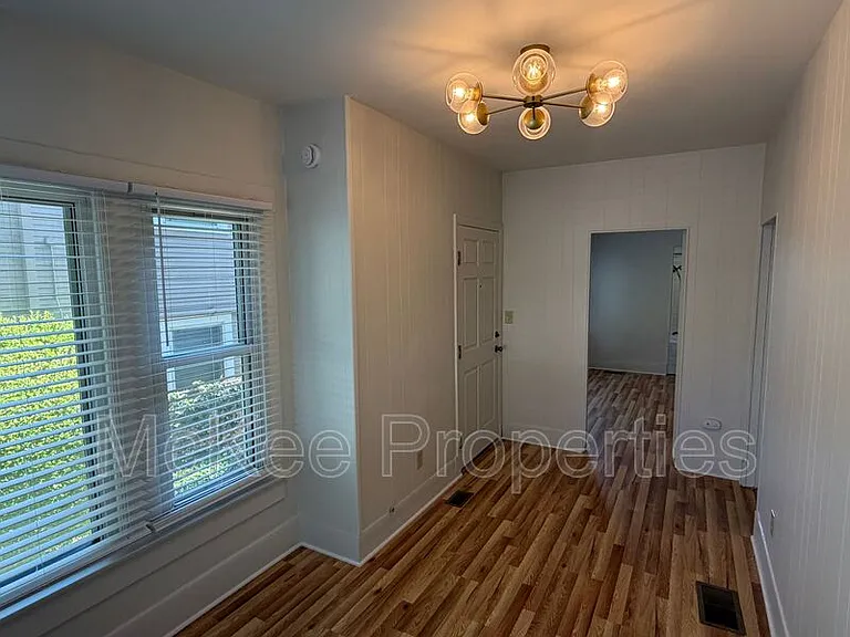 2142 1st Ave — Photo 3