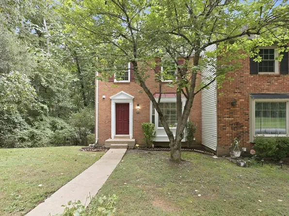 2915 Ellenwood Dr, Fairfax, VA 22031