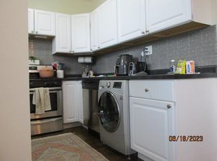 3707 N Hoyne Ave #3703-3, Chicago, IL 60618