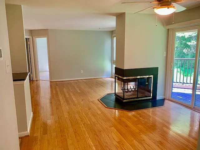Beautifully Updated 2BR/2BA Dorsey Hall Condo with Bonus Loft — Photo 4