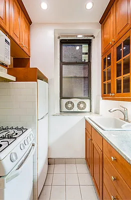 Sold by Brown Harris Stevens | media 7