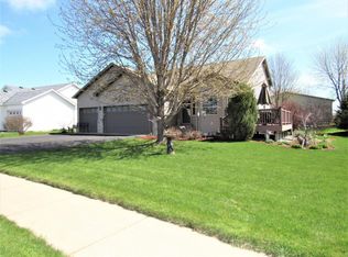 1314 Heritage Dr, Waite Park, MN 56387