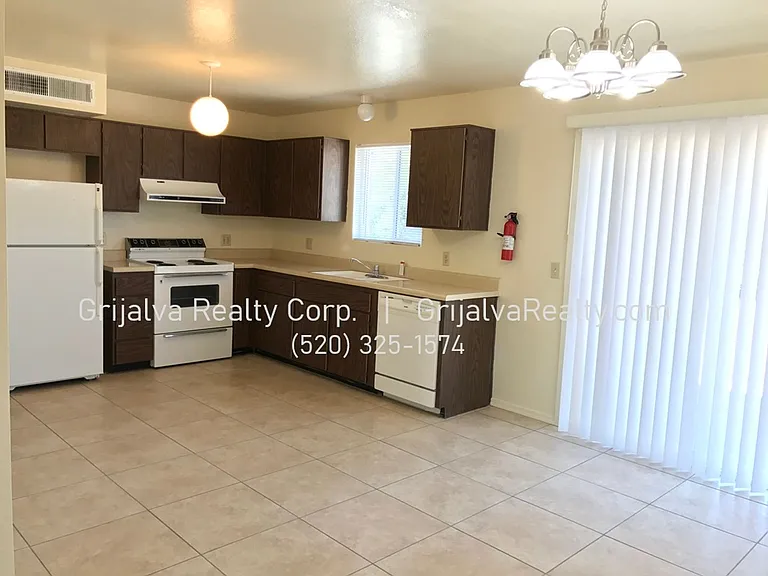 8541 E Desert Palm St — Photo 4
