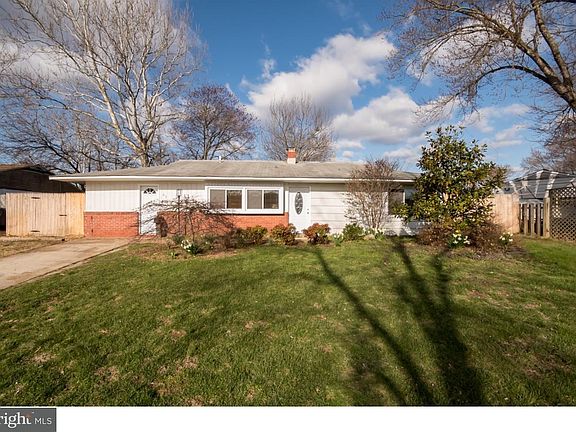 2nd image of 65 Montrose Dr