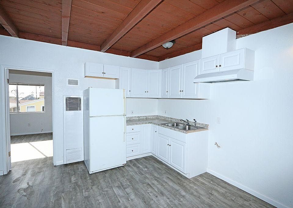 1st image of 302 S Myers St APT F