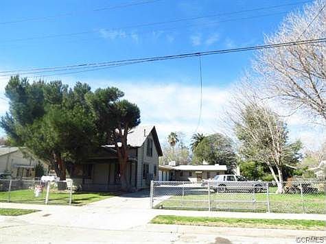 1st image of 1526 N Pershing Ave