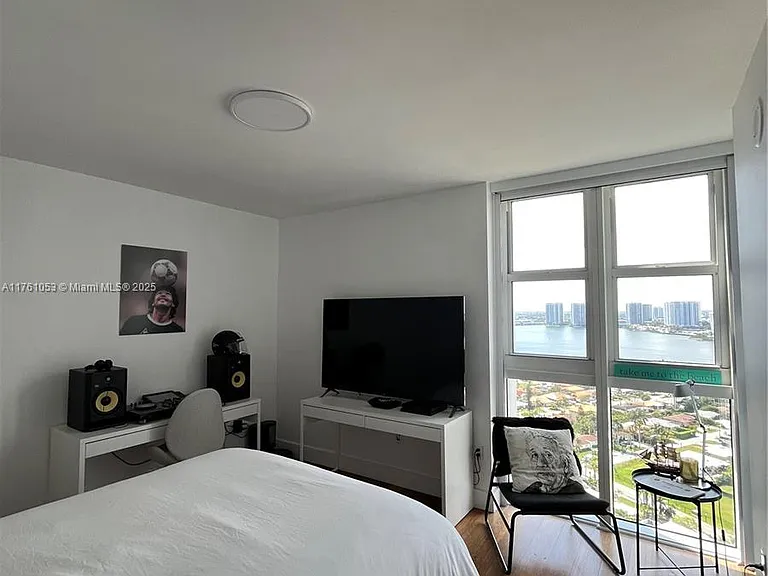 18911 Collins Ave #2607 — Photo 22