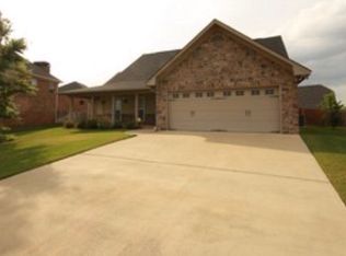 18 Wally Ln, Phenix City, AL 36867