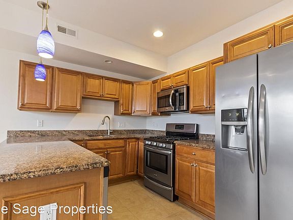 3rd image of 432 E Baltimore Ave #11595940