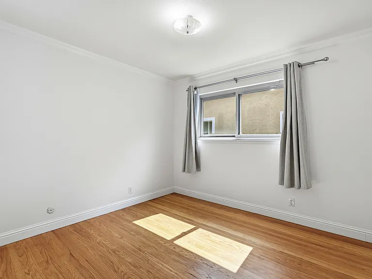 3305 Fir Ave — Photo 6