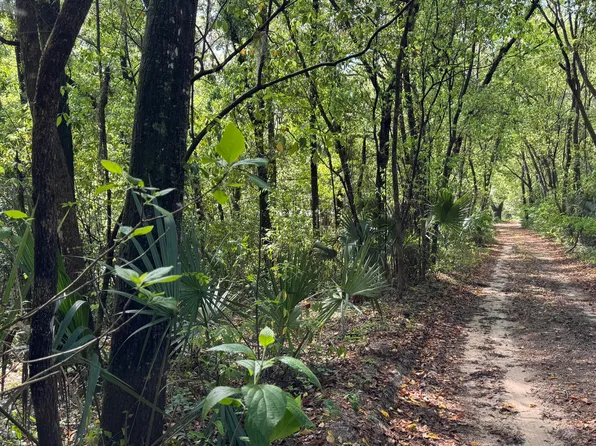 00 W KEUKA LAKE Road, Interlachen, FL 32148