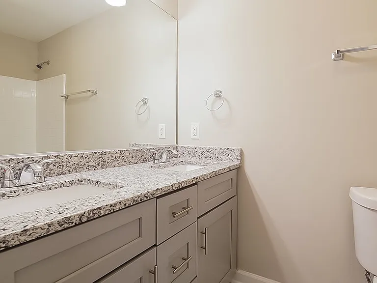 900 Birkdale Dr — Photo 16