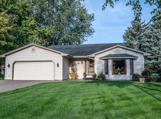 17515 Iceland Ct, Lakeville, MN 55044