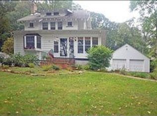 15 Beechwood Rd, Verona, NJ 07044