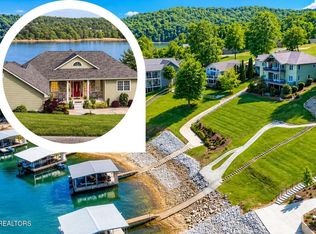374 Norris Crest Dr, Lafollette, TN 37766