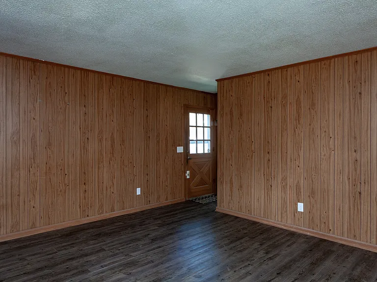 203 S Alston St — Photo 3