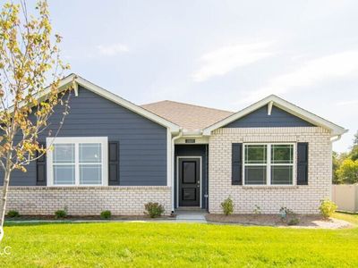 3809 S Woodfield Dr, New Palestine, IN, 46163