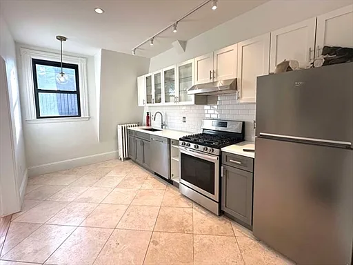 54 Harvard St #3 — Photo 1