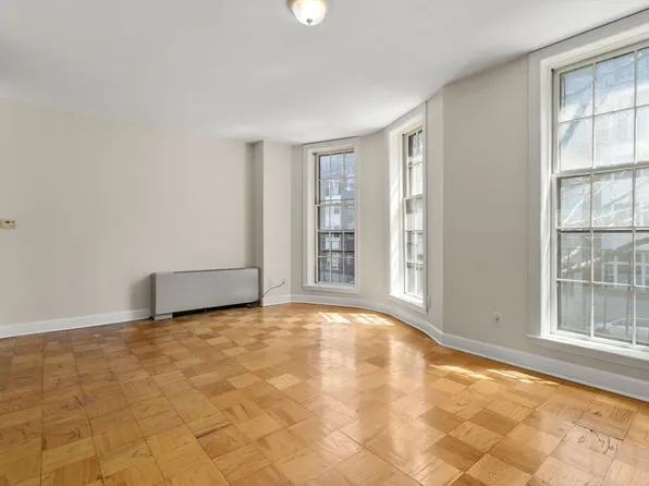 21 Bowdoin St APT 2C, Boston, MA 02114