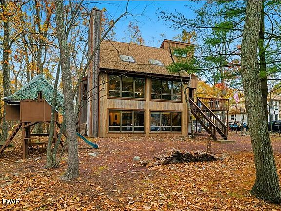 2nd image of 6128 Wales Ct