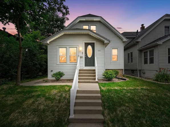 2065 S 70th STREET, West Allis, WI 53219
