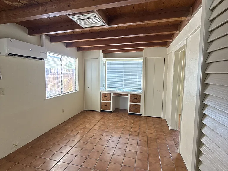 2301 N Northway Ave #10 — Photo 16