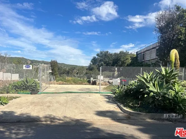 15337 De Pauw St, Pacific Palisades, CA 90272