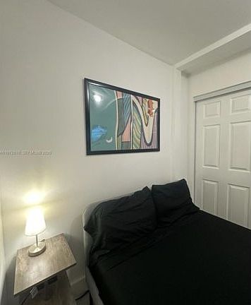 4th image of 104 NW 9th St #3