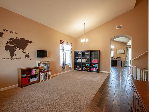 3rd image of 9896 N Havenwood Way
