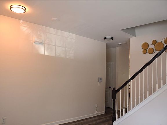3rd image of 3072 Cedar Glade Ln