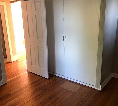 5th image of 137 Wilson Ave APT 2