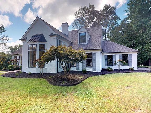 4th image of 158 Waterford Ct